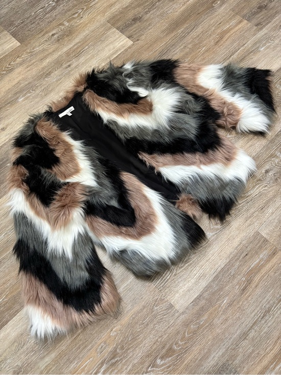june & hudson Jackets & Blazers - june & hudson Faux Fur Chevron Jacket